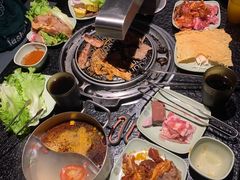 -海吃海喝海鲜烤肉炭火主题自助餐(朝阳店)