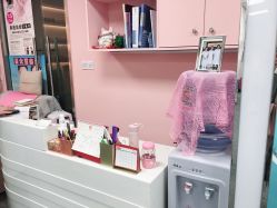 -斐尔国际皮肤管理中心