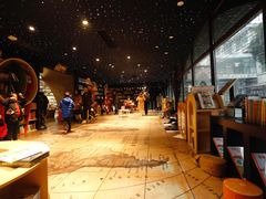 -钟书阁(珍园店)