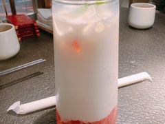桃桃生打椰椰-蝴蝶里·粤菜·点心(滨江龙湖店)