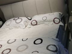 -英伦高尔夫·床垫软床沙发(沪南路莘潮店)