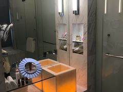 -上海滴水湖皇冠假日酒店