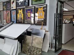 -龙慧画框·裱画配框工厂店