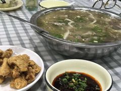 -卢六川汤肉(南方花园店)