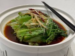 -品海楼·大连海胆锅贴馆(东港店)