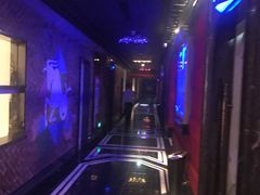 -欢乐迪KTV(南坪上海城店)