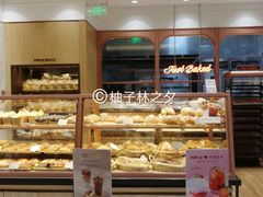 面包甜点陈列柜-多乐之日(颐堤港店)