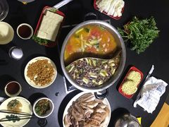 -大理.老字号渝记酸萝卜乌鱼(古城总店)