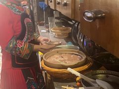 -吃饭皇帝大土家民族菜(正大广场店)
