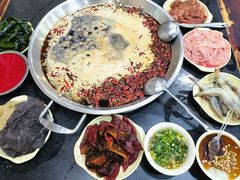 -储奇门鳝鱼火锅(总店)