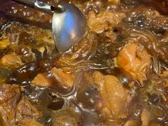 小鸡炖蘑菇-关东小磨东北菜(上海长风大悦城店)