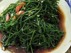 -老钟家烤羊排·敦伊阁清真餐厅胡羊焖饼