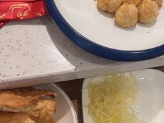 -三人行骨头王火锅(长寿店)