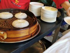 蟹黄汤包一笼-鸿运酒楼