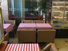 -红宝石·鲜奶小方(长阳店)
