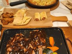 -必胜客(华南摩尔店)