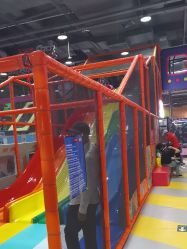 -欧酷世界动力星球(王府井奥莱UP TOWN店)
