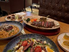 牛肉菠菜沙拉-味德西餐音乐酒吧 Wade's Bar&Grill