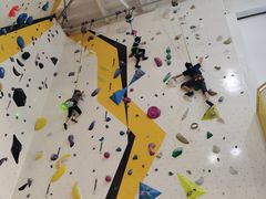 -问山MountQuest攀岩馆