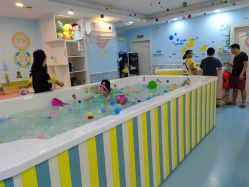 -乐悠游儿童游泳馆(宝安妇幼店)