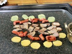-小花猪韩式石板烤肉