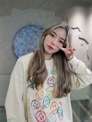 -变画·发型STUDIO