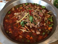 -兔行天下-鸿鹤鲜锅兔(中海国际店)