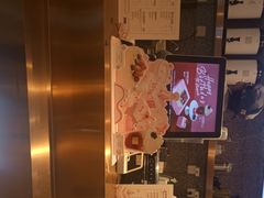 -奈雪的茶(青岛卓悦里INTOWN店)