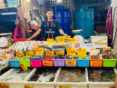 -拉威海鲜市场