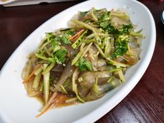 -东北风味思缘食府(对湖路店)
