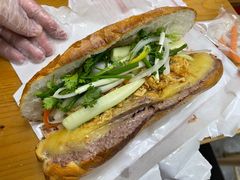 -Bánh Mì Huynh Hoa