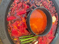 -黄潇洒老火锅(九眼桥宏济巷店)