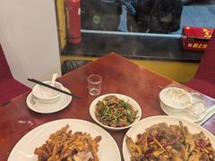 -鑫胜私房菜(球场路店)