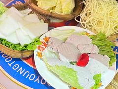 -热火朝天鲜切牛肉火锅(南强街巷店)