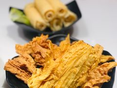 -东椰·海南椰子鸡火锅(朝阳门店)