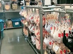 -上品折扣(回龙观店)