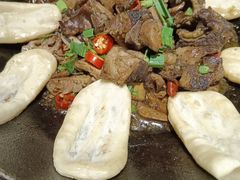 孜然牛肉杂粮饼-老宁波1381餐厅(宏泰广场店)