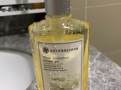 -Bath & Bloom Flagship Store at Central World