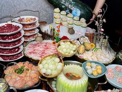 -得意咚瓜·顺德鱼生·冬瓜火锅(深圳首店)