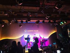 驻唱-Ambra Haus琥珀屋精酿餐厅(宝山店)