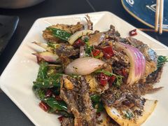 -许哥东北烧烤·铁丳烤串·宫后夹肉(繁花中心店)