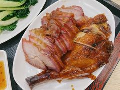 烧鹅叉烧双拼饭-齿留香