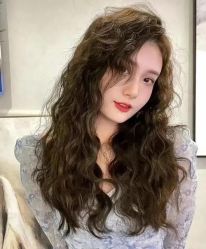 -KIMI HAIR SALON·烫染设计店