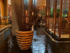 -松山湖凯悦酒店·Café自助餐厅·周末火舞秀表演