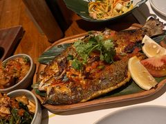-三亚艾迪逊酒店·海滩烧烤 BARBACOA·现场乐队·浪漫晚餐·烧烤海鲜