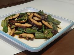 -三江源美食城