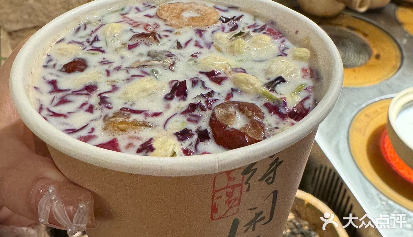 Woc！！在上海也吃到鲜奶米布啦！！！