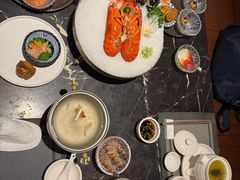 -半岛翡丽海鲜自助餐厅(观风亭店)