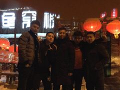 -鱼窝棚柴火铁锅炖(富山屯店)