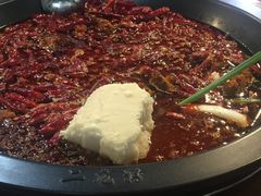 -黄潇洒老火锅(九眼桥宏济巷店)